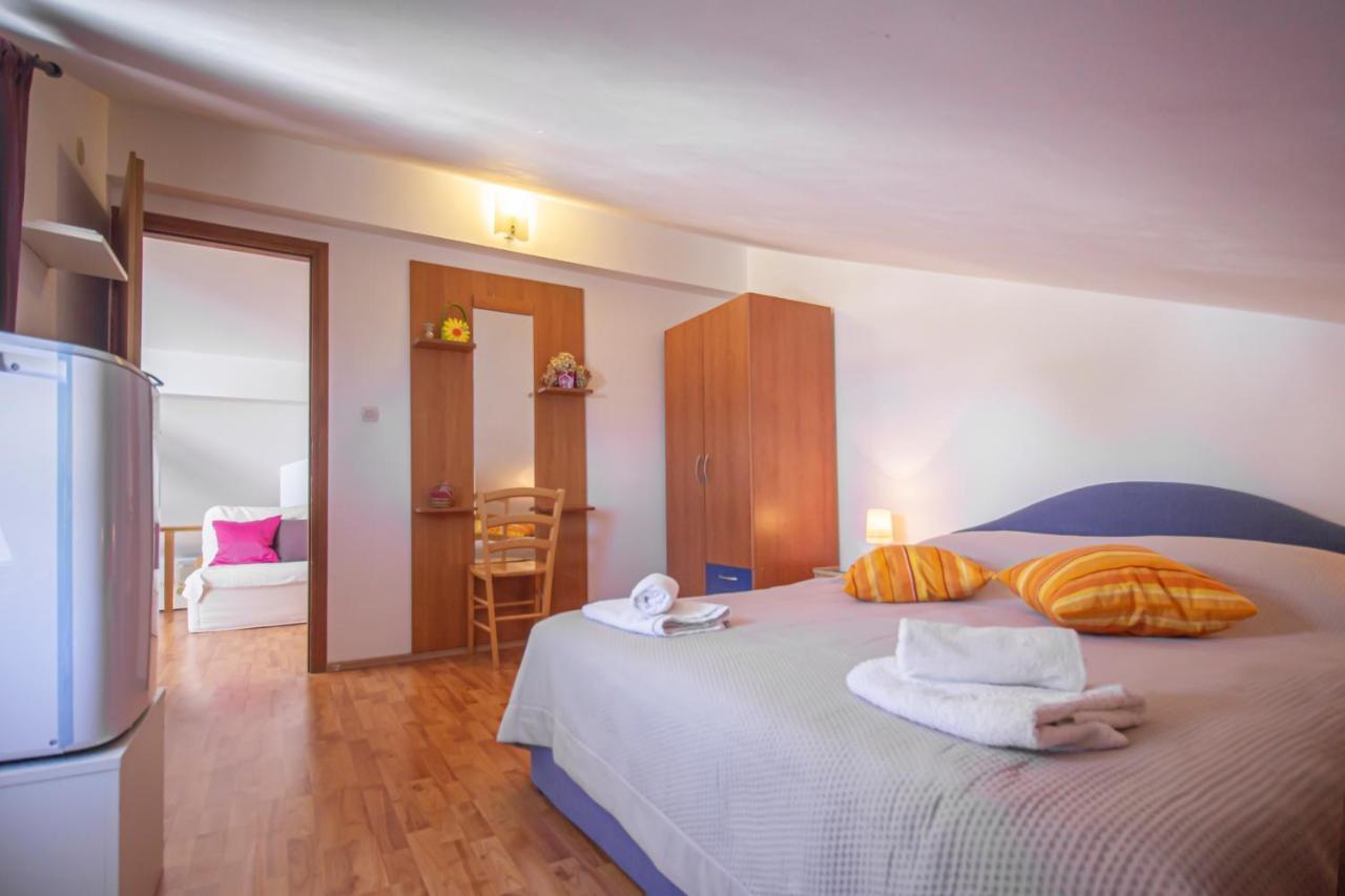 Apartments Branka Makarska Exterior photo