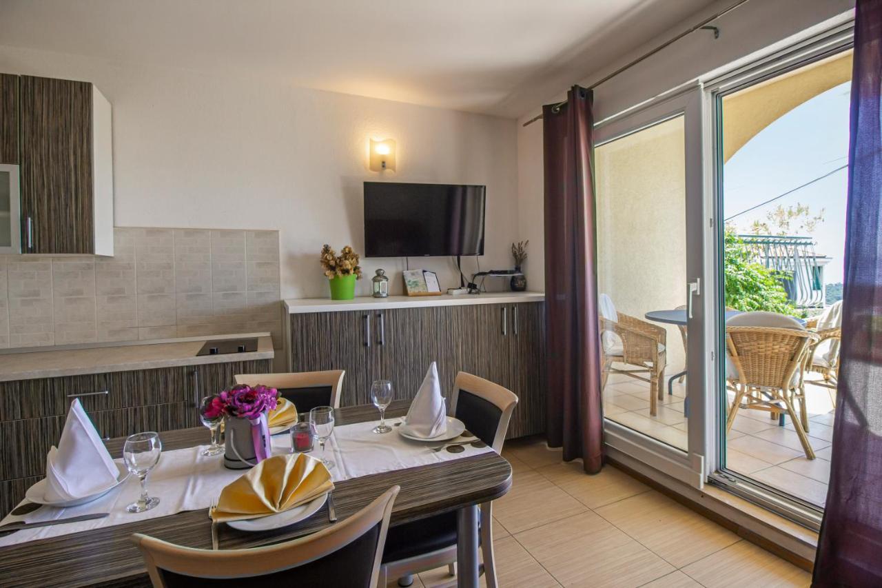 Apartments Branka Makarska Exterior photo