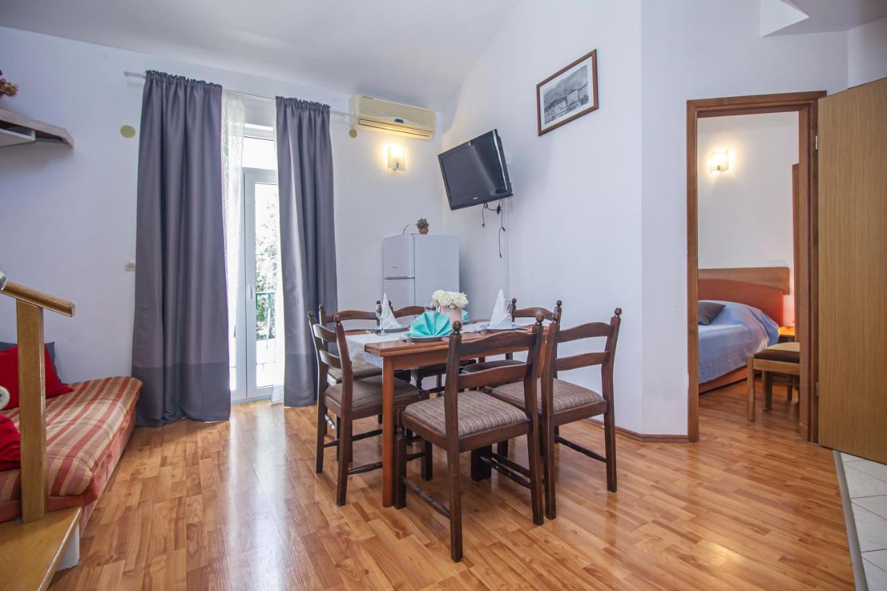 Apartments Branka Makarska Exterior photo
