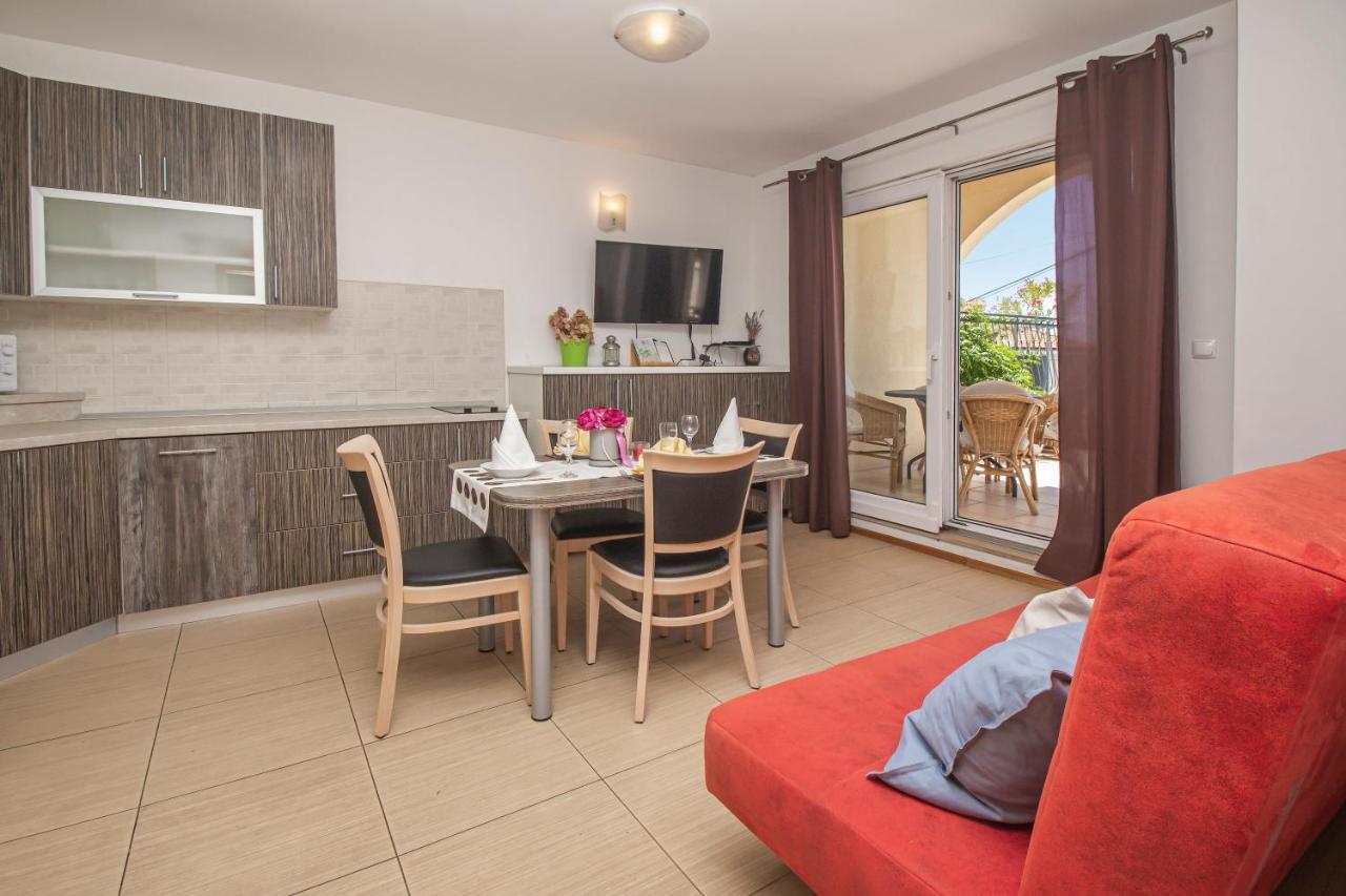 Apartments Branka Makarska Exterior photo